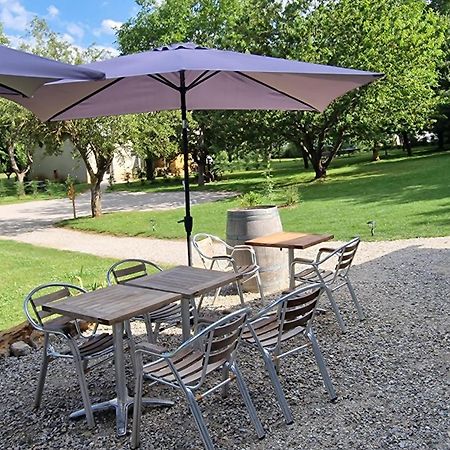 Gite L'Enclos O Rendez-Vous Roquefeuil-Pays De Sault- Avec Jardin Extérieur photo