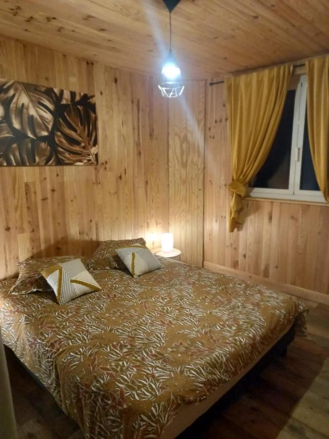 Gite L'Enclos O Rendez-Vous Roquefeuil-Pays De Sault- Avec Jardin Extérieur photo
